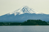 富士山是私人的吗(富士山是私人的吗？揭秘日本国宝的归属权)